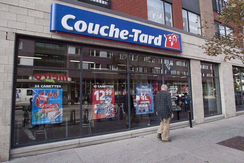 Alimentation Couche-Tard, nhà điều hành cửa hàng tiện lợi Canada.