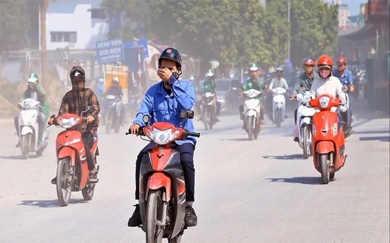 Kiểm soát ô nhiễm môi trường không khí đang trở thành vấn đề cấp bách hơn bao giờ - Ảnh: KTĐT