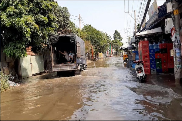 nhiều khu vực trên đường số 38, phường Hiệp Bình Chánh, TP. Thủ Đức, TP. Hồ Chí Minh vẫn thường xuyên bị ngập