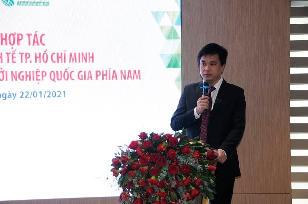 TS. Bùi Quang Hùng – Phó Hiệu trưởng trường Đại học Kinh tế TP.HCM phát biểu tại lễ ký kết hợp tác.