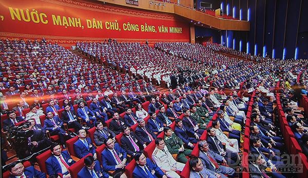 Quang cảnh phiên khai mạc Đại hội XIII của Đảng