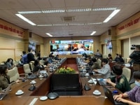 COVID-19: Chuẩn bị phương án tốt nhất, tăng cường bác sĩ đến các bệnh viện dã chiến