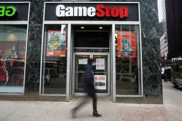 GameStop đang trở thành cuộc chiến giữa các nhà đầu tư nhỏ lẻ với các 