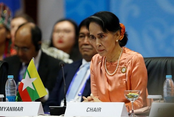 Cố vấn nhà nước Aung San Suu Kyi bị bắt giữ trong cuộc đảo chính của quân đội Myanmar vào sáng ngày 01/2