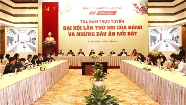 Các đại biểu tham dự Tọa đàm