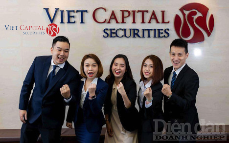 Tập thểp/Viet Capital Securities tài năng và nhiệt huyết