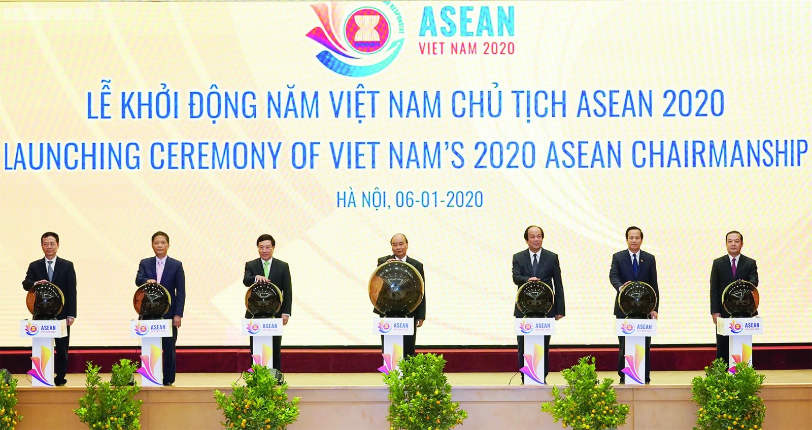 Việt Nam đã hoàn thành xuất sắc vai trò Chủ tịch của ASEAN, của AIPA cũng như năm đầu tiên của nhiệm kỳ Ủy viên không thường trực Hội đồng Bảo an Liên hợp quốc