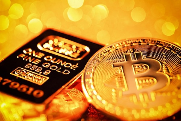 Đầu tư trú ẩn vào vàng hay Bitcoin tốt hơn đang là câu hỏi mà nhiều nhà đầu tư tài chính 