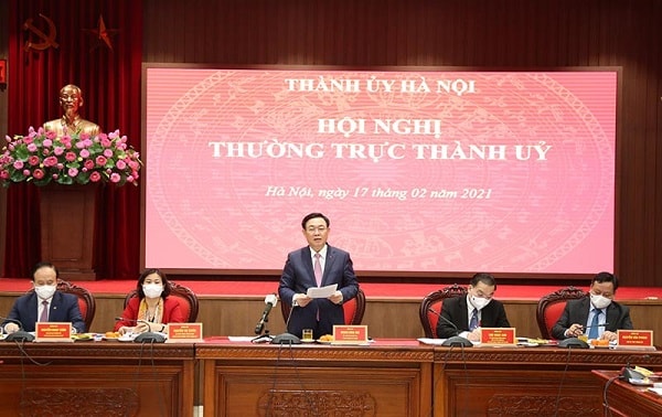 Bí thư Thành ủy Vương Đình Huệ.