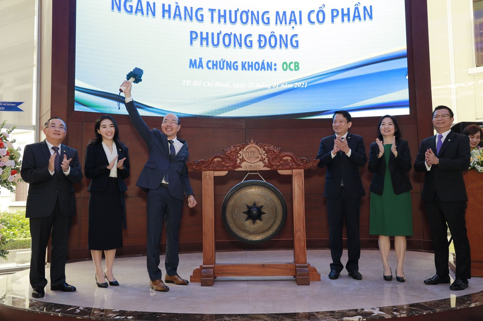 OCB đã chính thức niêm yết cổ phiếu tại Sở Giao dịch Chứng khoán TP HCM tháng 1/2021