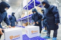 Tiêm vắc xin ngừa COVID-19 tại Việt Nam: Bước tiến mới trong phòng chống dịch!