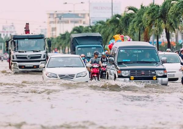 Đô thị Cần Thơ ngập sâu do sụt lún gia tăng.