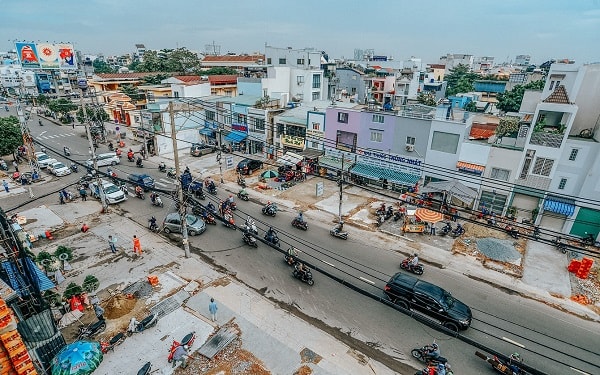 Đường Cách Mạng Tháng 8 và Trường Chinh đã hoàn thiện giải tỏa chuẩn bị mở rộng tuyến đường này.