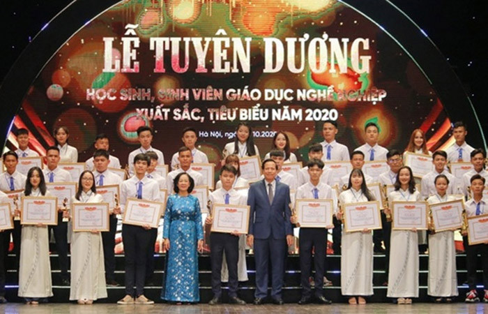 Lễ tuyên dương học sinh, sinh viên GDNN xuất sắc, tiêu biểu năm 2020.