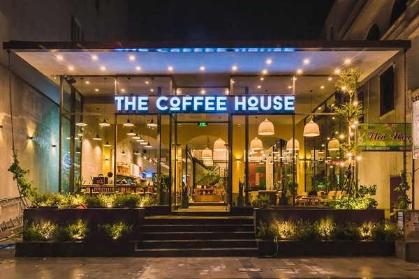 The Coffee House đã trở thành nơi gặp gỡ bạn bè, một nơi làm việc lý tưởng.