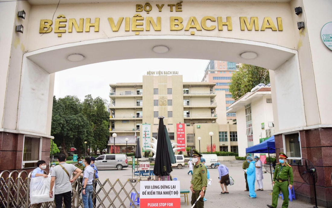 Một số nhân sự có trình độ tiến sĩ, phó giáo sư tại Bệnh viện Bạch Mai nghỉ việc. (Ảnh: hanoimoi.com.vn)