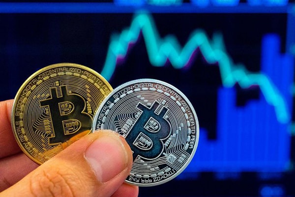 Bitcoin đã vượt ngưỡng 63.000 USD/BTC