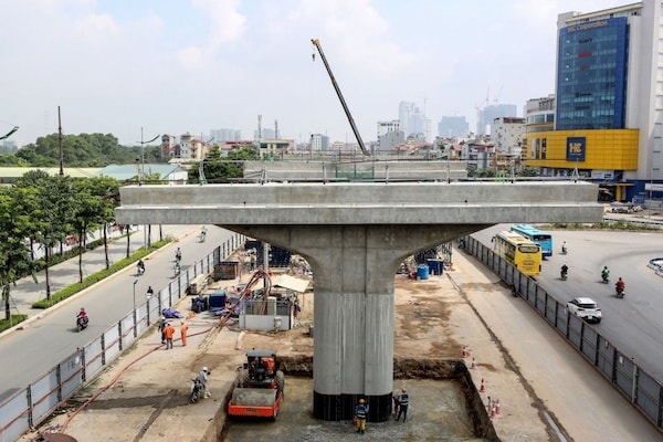 thúc đẩy đầu tư công cũng sẽ là một động lực lớn cho tăng trưởng của ngành ngân hàng.