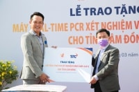 Hội Doanh nhân trẻ Việt Nam và Tập đoàn TTC trao tặng máy xét nghiệm virus SAR-COV-2 cho tỉnh Lâm Đồng