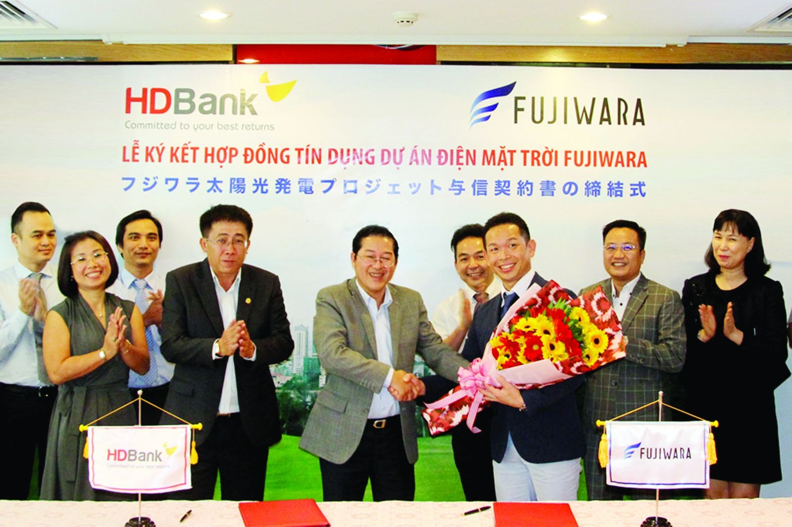 HDBank ký thỏa thuận hợp tác phát triển dự án điện mặt trời Fujiwara Bình Định với Công ty trách nhiệm hữu hạn Fujiwara Bình Định với hạn mức tín dụng là 725 tỷ đồng. Nguồn: HDBank