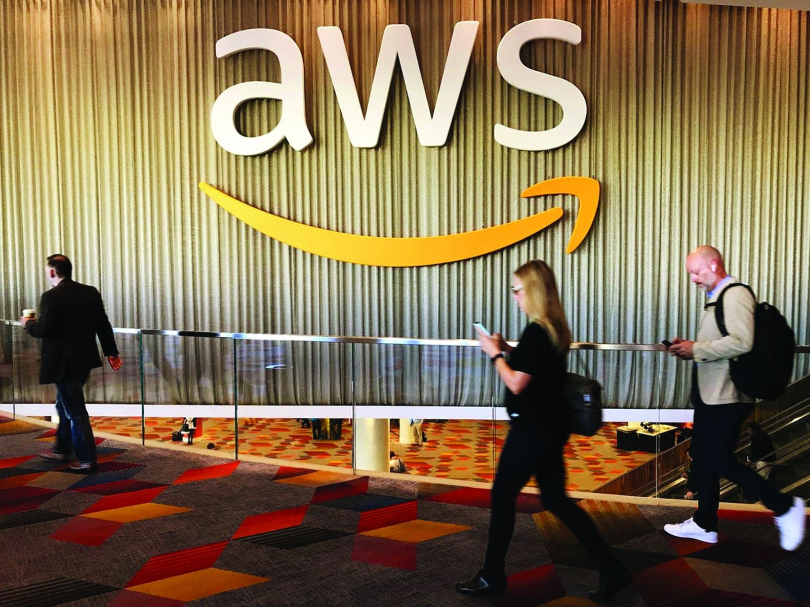 Amazon đã đưa dịch vụ lưu trữ web (AWS) từ vai phụ trở thành vai chính