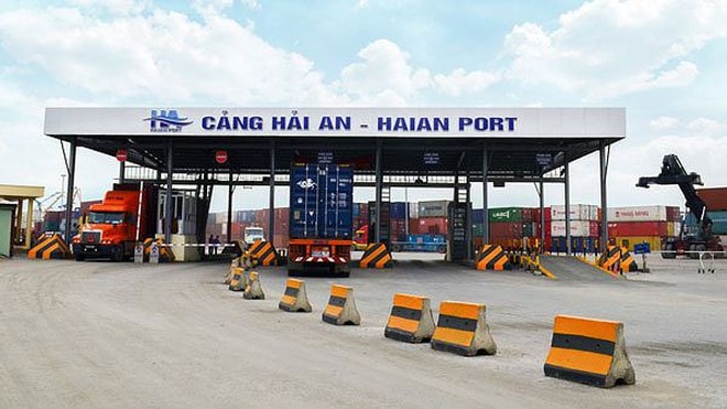 giá cước vận tải đường biển tăng và giá dầu nhiên liệu giảm so với cùng kỳ cũng là yếu tố khiến lợi nhuận sau thuế của công ty tăng mạnh.