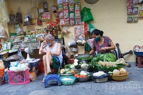 Những hình ảnh này chính là lời cảnh báo đến các lực lượng chức năng trong công tác giám sát, quản lý, đặc biệt trong thời điểm dịch bệnh COVID-19 đang vô cùng phức tạp.