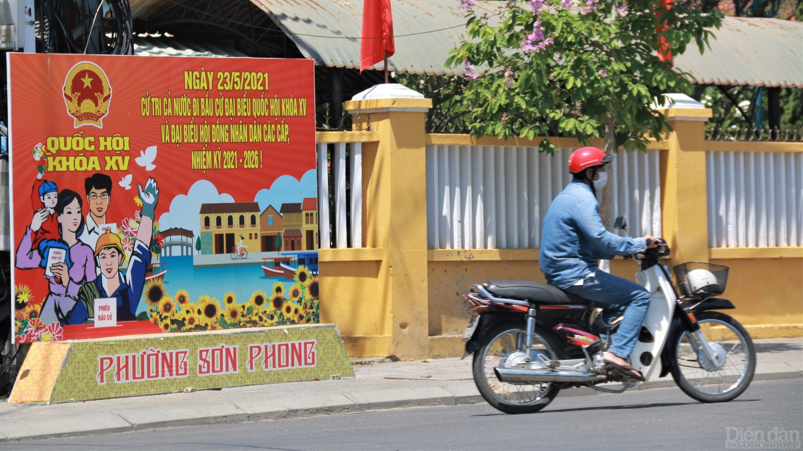 Người dân địa phương ý thức được việc bầu cử chính là quyền lợi của bản thân.