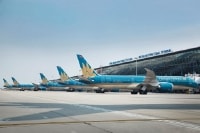 Áp lực mới trên đôi cánh Vietnam Airlines