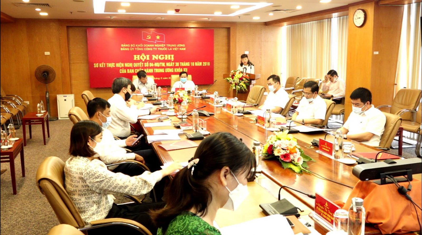 Các đại biểu tham dự Hội nghị