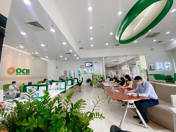 Trải qua 25 năm phát triển, OCB hiện nằm trong nhóm ngân hàng tư nhân hàng đầu tại Việt Nam theo 3 tiêu chí tốc độ tăng trưởng, an toàn và hiệu quả hoạt động