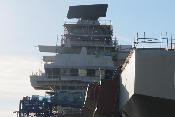 Radar S1850M lắp trên HMS Queen Elizabeth. Ảnh: Navyrecognition