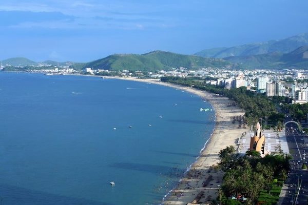 những điểm đến ven biển nổi tiếng như Đà Nẵng, Nha Trang sẽ sớm thấy tín hiệu khởi sắc trở lại. 