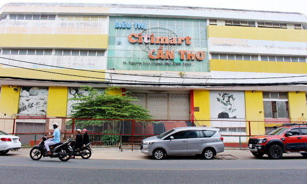 Tòa nhà siêu thị Citimart có diện tích đất 3.000 m2 trên đường Nguyễn Trãi và nhiều tài sản có giá trị được doanh nghiệp thế chấp vay vốn được tháo kê biên.