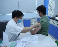 TP HCM có được chủ động mua vaccine COVID-19?