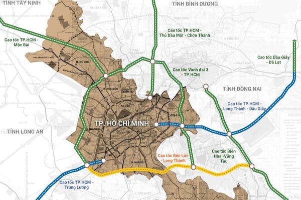 Theo Quy hoạch phát triển giao thông vận tải TP HCM đến năm 2020 và tầm nhìn sau năm 2020, Quy hoạch chung xây dựng TP HCM được Thủ tướng Chính phủ phê duyệt thì tuyến đường bộ cao tốc TP HCM - Thủ Dầu Một - Chơn Thành có chiều dài tuyến khoảng 69 km, điểm đầu là Chơn Thành và điểm cuối là nút giao Gò Dưa (Vành đai 2).