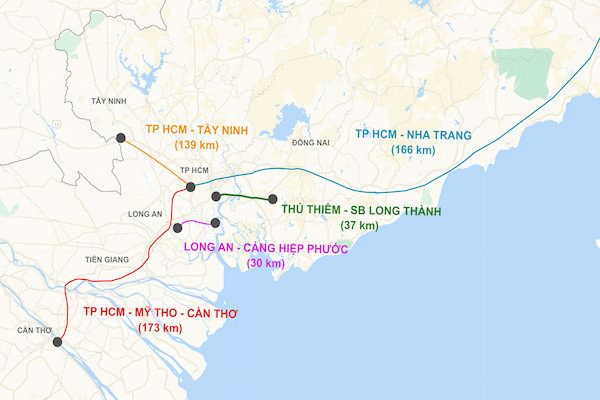 tháng 12/2020, UBND TP HCM cũng đề xuất đầu tư 5 tuyến đường sắt kết nối TP HCM đến Long An, Tây Ninh, Cần Thơ, sân bay Long Thành và trên trục Bắc - Nam được đề xuất đầu tư 10 năm tới thúc đẩy kinh tế vùng.