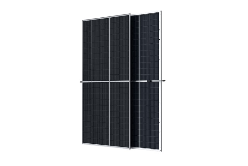Mô-đun dòng Vertex 550W cũng được thiết kế để chống chọi với các điều kiện thời tiết khác nhau bao gồm cả điều kiện nóng ẩm phổ biến tại các vùng của Việt Nam