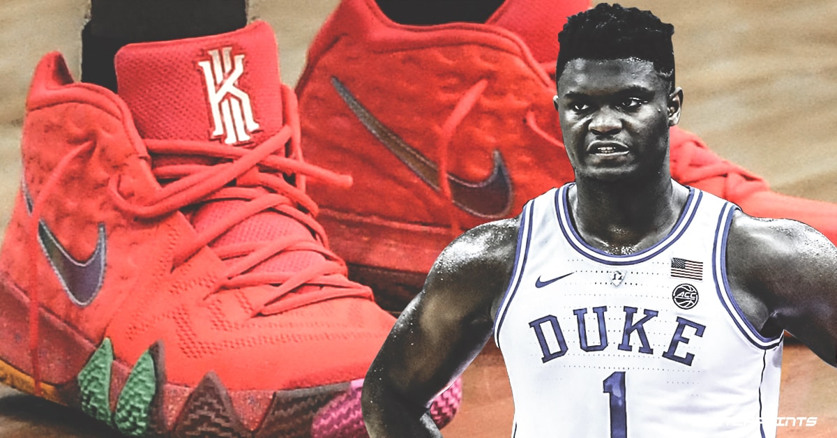 Cầu thủ nổi tiếng Zion Williamson của Đại học Duke đã dính chấn thương đầu gối do giày Nike bị rơi giữa trận