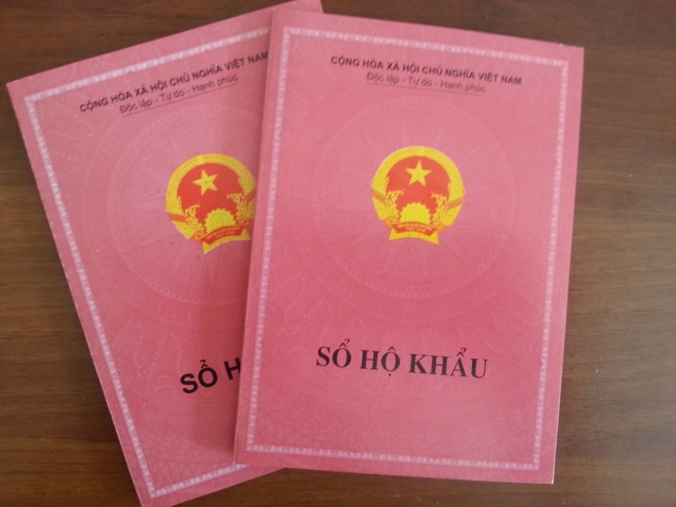 Đối với cơ quan hành chính Nhà nước, bỏ sổ hộ khẩu giúp cho cơ quan có thẩm quyền có thể quản lý xuyên suốt cấp xã, cấp huyện, cấp tỉnh và trong phạm vi lãnh thổ Việt Nam.