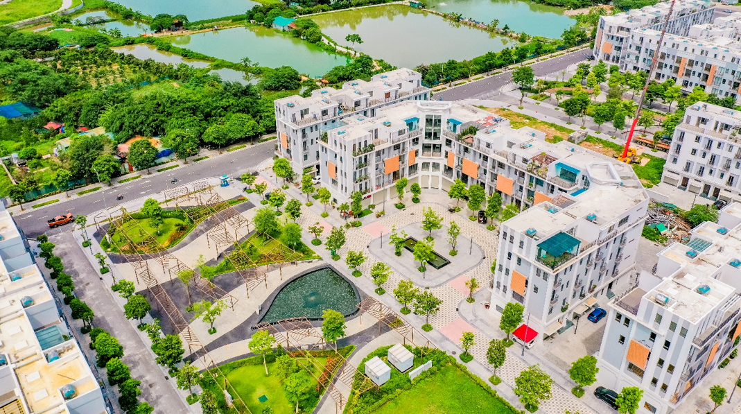 Tại The Manor Central Park, mật độ xây dựng chỉ 20,8%, trong khi diện tíchp/xanh lại lên đến 12,6ha.