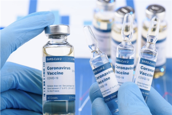 Ủy ban khẩn cấp và WHO đang khuyến cáo không nên sử dụng chứng nhận tiêm chủng vaccine COVID-19 để tiếp cận các dịch vụ du lịch quốc tế bởi vaccine không có sẵn ở khắp mọi nơi