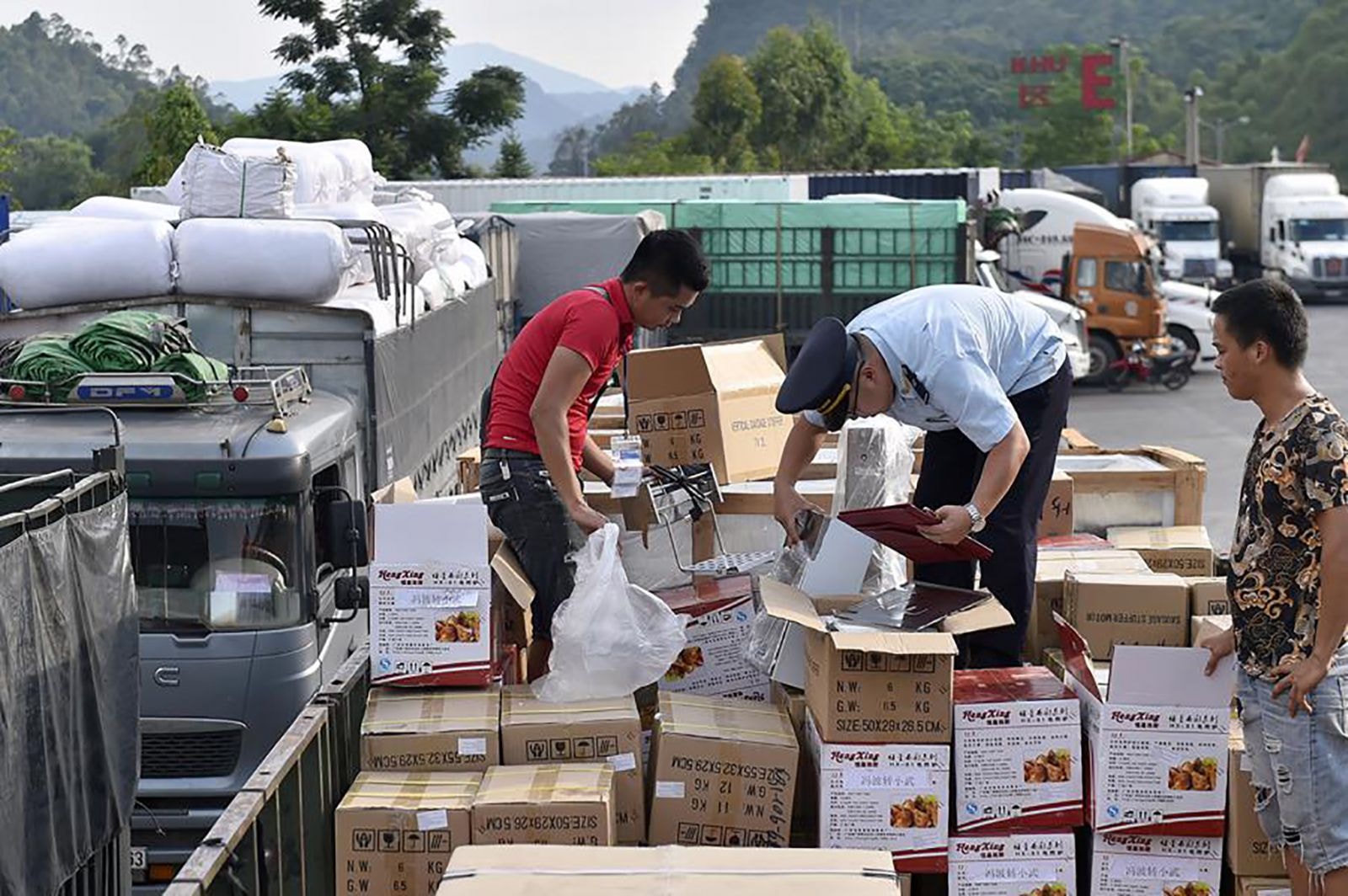  Dù đã có những chuyển biến tích cực hơn những năm trước, kiểm tra chuyên ngành vẫn được cho là “gánh nặng” của doanh nghiệp