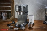 Máy pha cà phê Delonghi EC685.BK