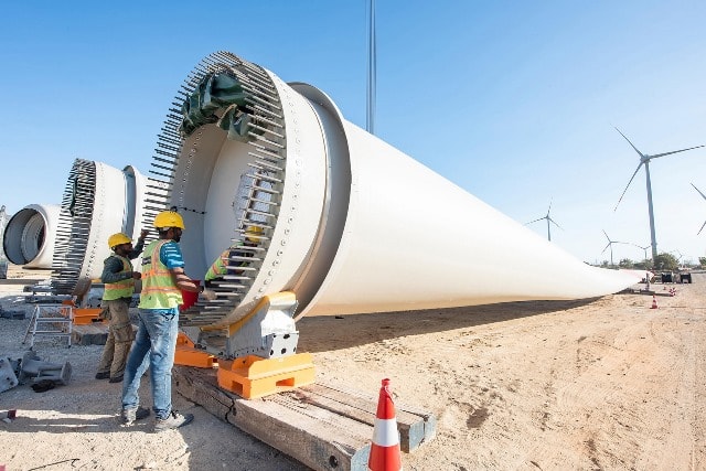 Các dự án gặp khó khăn vì ảnh hưởng vởi dịch COVID-19 khiến thiếu hụt nguồn lao động, vận tải định trệ, trang thiết bị không đầy đủ cùng nhiều nguyên nhân khác