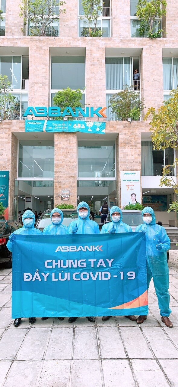 Đây là lần đóng góp thứ hai của Geleximco và ABBANK trong vòng 02 tháng liên tiếp, nhằm góp sức kịp thời vào công cuộc phòng, chống và điều trị các bệnh nhân của đại dịch Covid-19