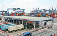 Bộ Công Thương: Đề nghị cảng Cát Lái giảm giá lưu container, lưu bãi