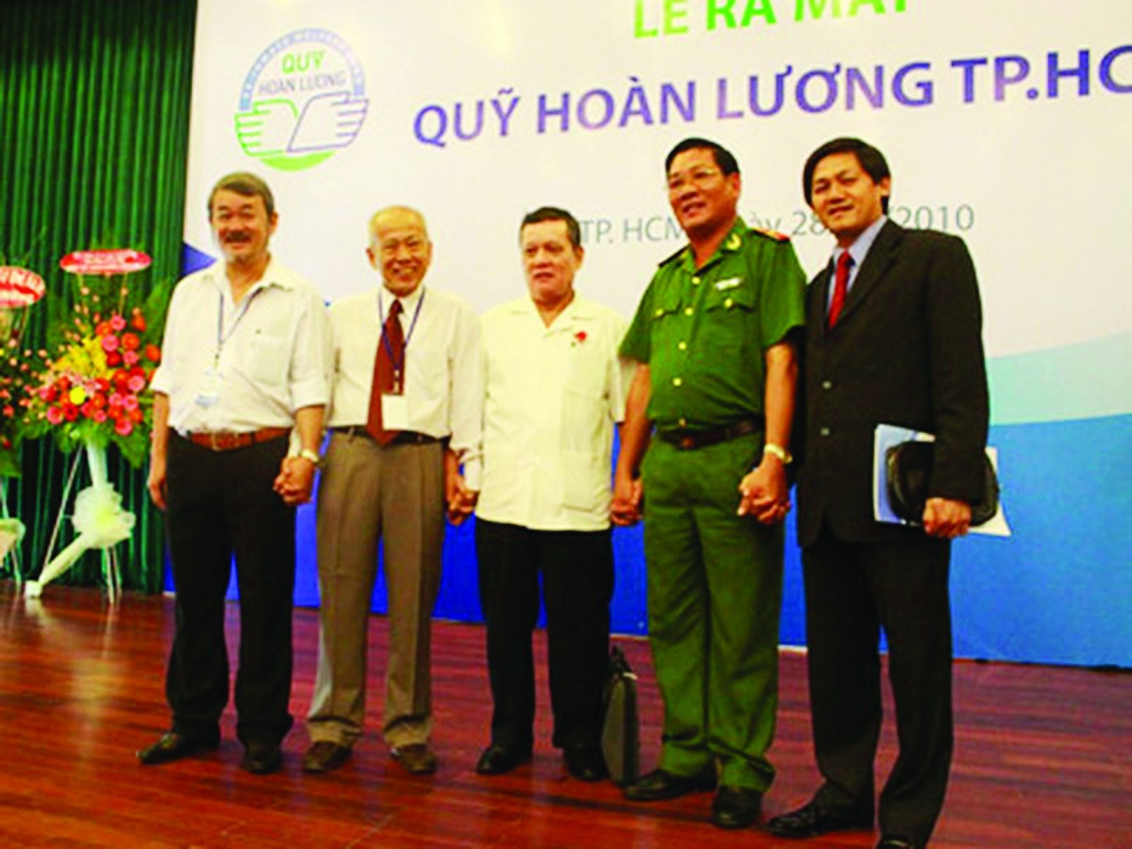 Ông Liên Khui Thìn được giao chức vụ Phó Chủ tịch HĐQL quỹ, kiêm giám đốc Quỹ Hoàn lương nhiệm kỳ 1 (2010-2015).