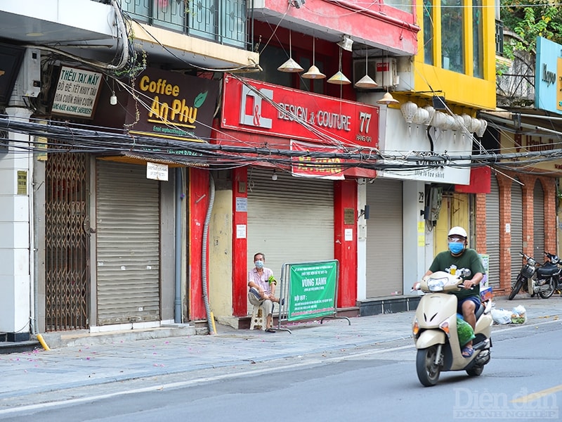 Một chốt Xanh trên phố Hàng Bông, Hoàn Kiếm