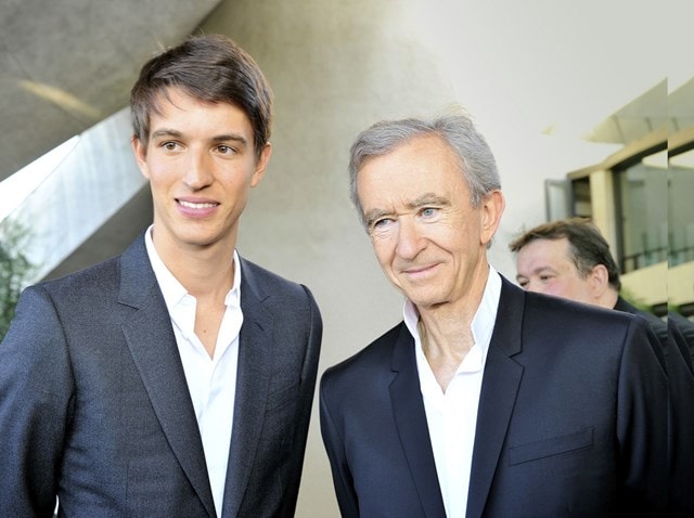 Alexandre Arnault là con trai thứ ba của tỷ phú Bernard Arnault - người sở hữu tập đoàn xa xỉ lớn nhất thế giới LVMH.